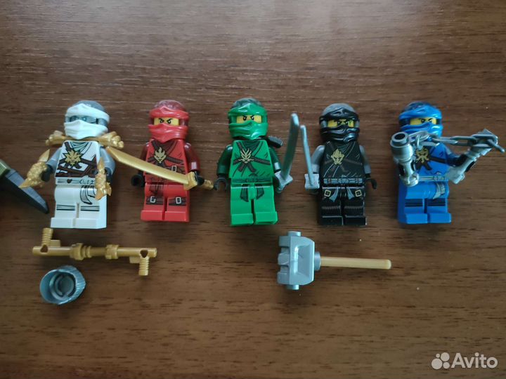 Lego Ninjago минифигурки