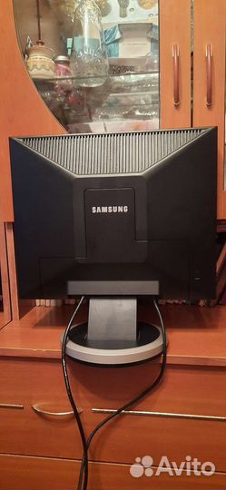 Монитор samsung syncmaster 940n