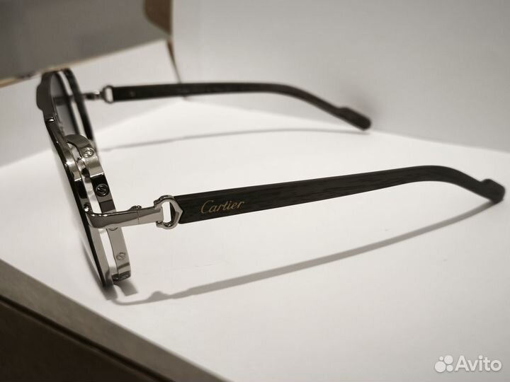 Солнцезащитные очки женские