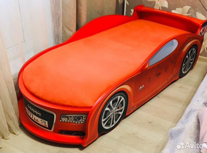 Кровать машина