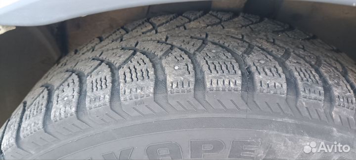 Nokian Tyres Hakkapeliitta 4 185/65 R15
