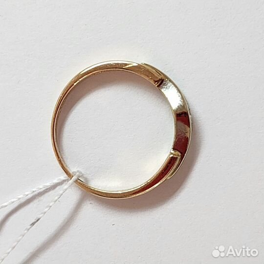 Золотое кольцо с бриллиантом 0р