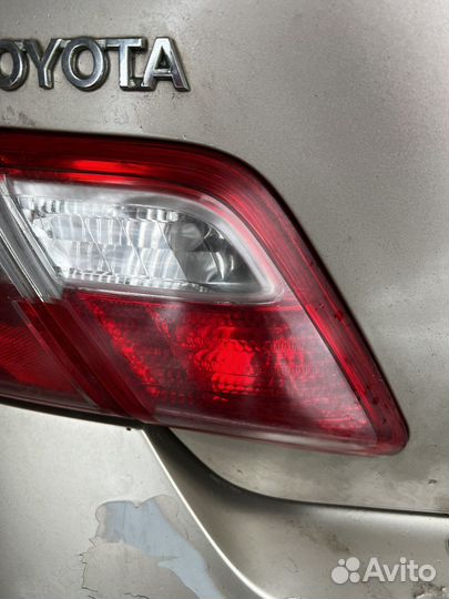 Toyota camry 40 задний фонарь в крышку