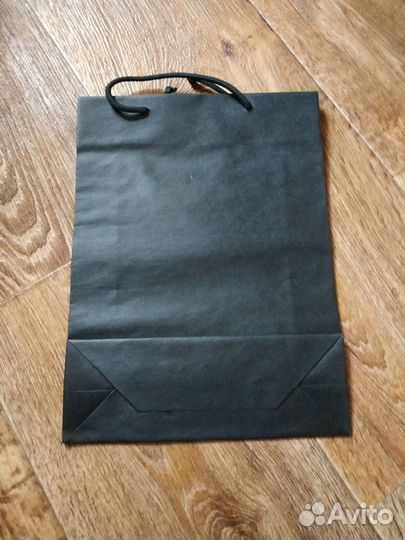 Подарочные пакеты бумажные