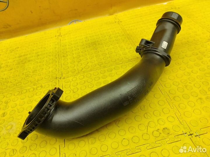 Патрубок воздушный Mercedes-Benz W212 OM651.924