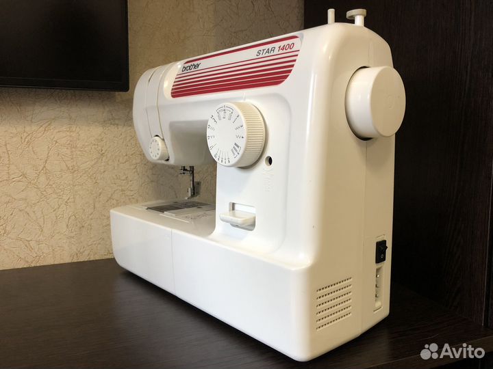 Швейная машина Brother Star 1400