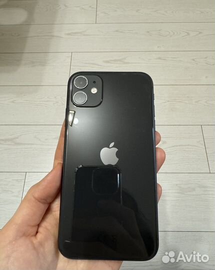 iPhone 11, 64 ГБ