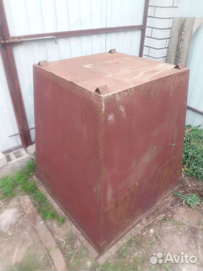 Мусорный бак