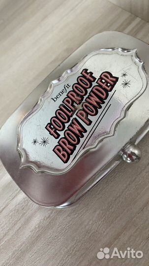 Тени для бровей benefit