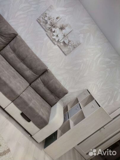 Перегородка для зонирования, стеллаж