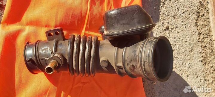 Патрубок,гофра воздушного фильтра nissan