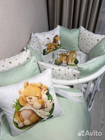 Комплект постельного в кроватку с бортиками