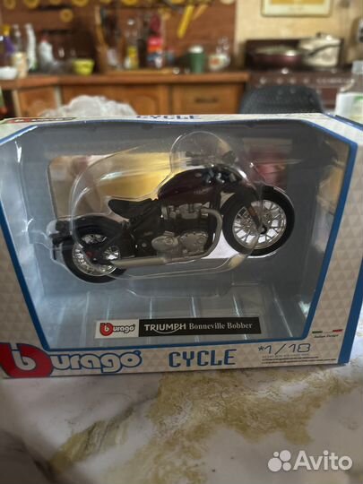 Модель burago cycle 1/18