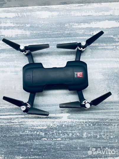 Квадрокоптер MJX Bugs 7 с камерой 4K
