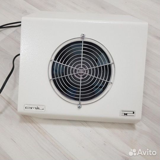 Пылесос для маникюра