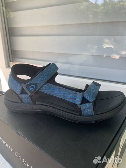 Сандали женские Northland 39 р