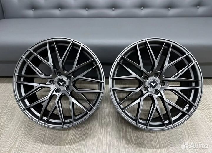 Диски серые VF107 R17 5x114.3 на Kia Mazda Toyota