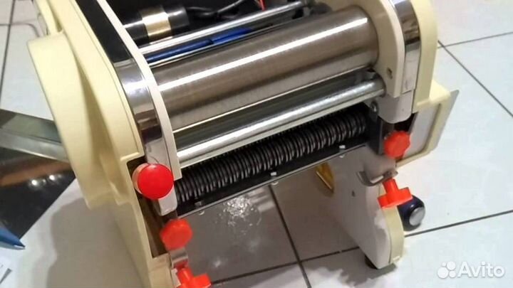 Тестораскатка - лапшерезка электрическая Foodatlas