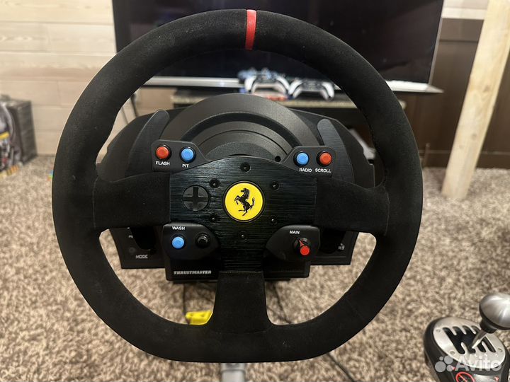 Thrustmaster T300 alcantara edition