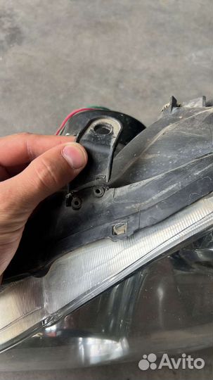 Фара на lexus lx 470