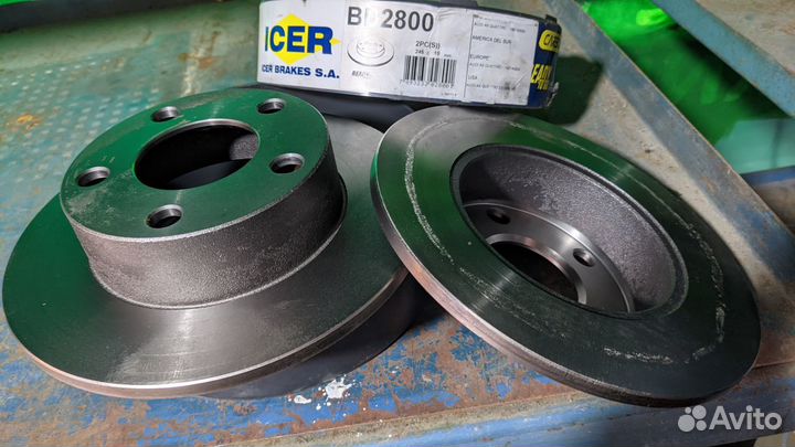 Тормозные диски задние 2 шт audi A6