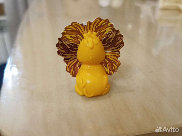 Львёнок из киндера