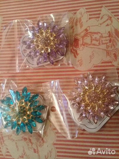 Броши бижутерия новая