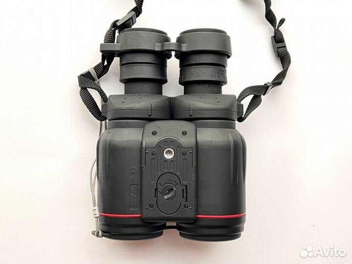 Бинокль Canon 10x42L IS WP