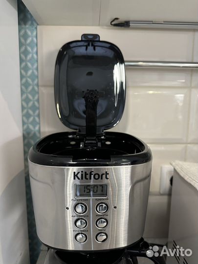 Кофеварка капельная kitfort новая