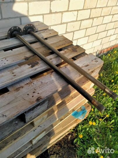 Полуось газель