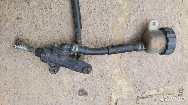 Тормозной цилиндр задний Yamaha YZF-R1 / R6 / TZR