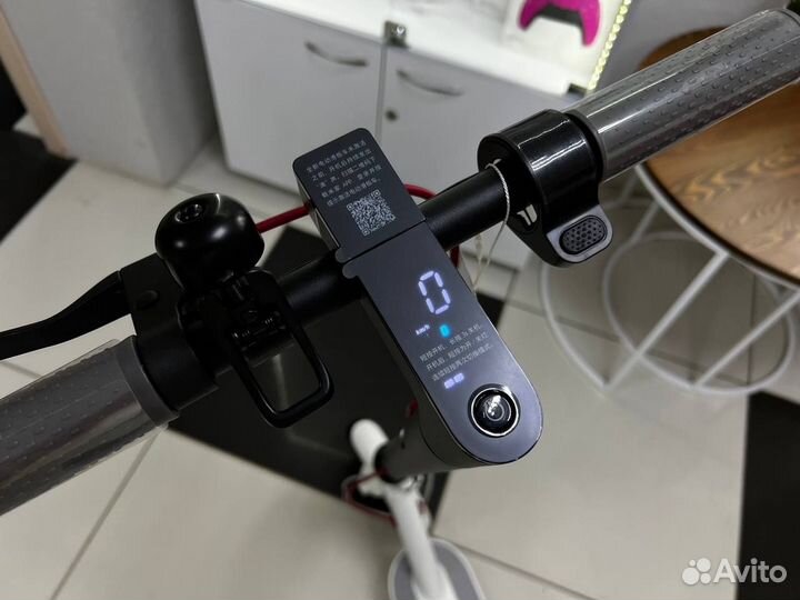 Электросамокат Xiaomi Mi Electric Scooter 1S Black