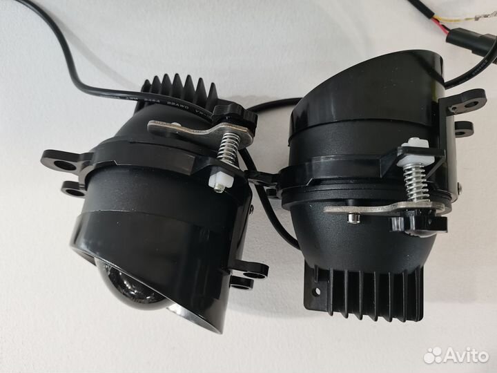 Противотуманки Toyota bi-led линзы Premium