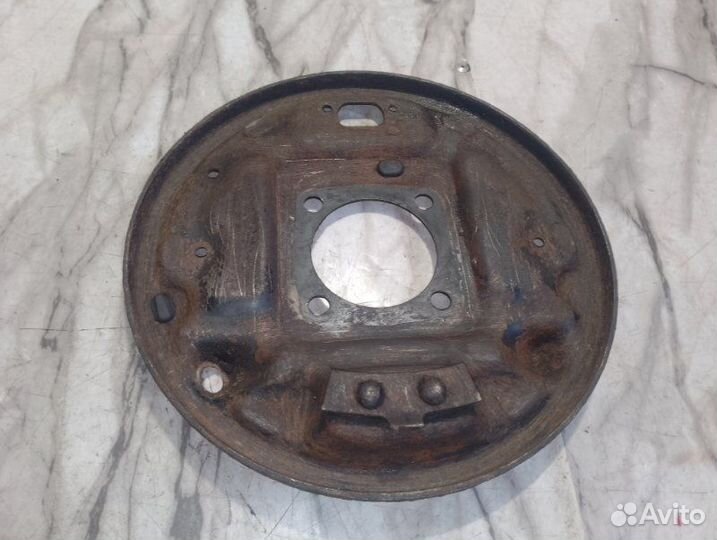 Пыльник тормозного диска задний левый Kia Sportage