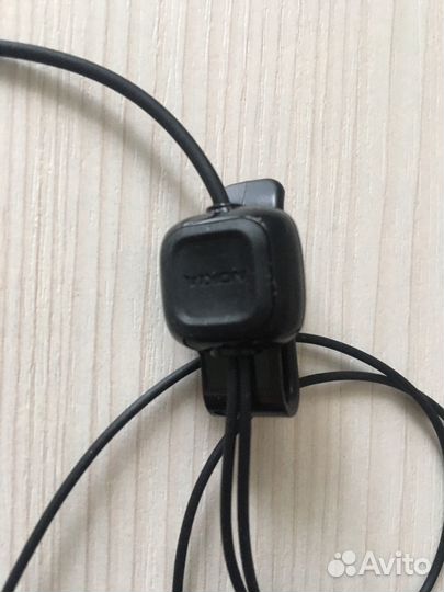 Наушники Nokia