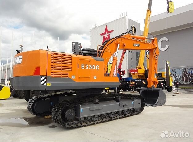 Гусеничный экскаватор UMG E330C, 2023