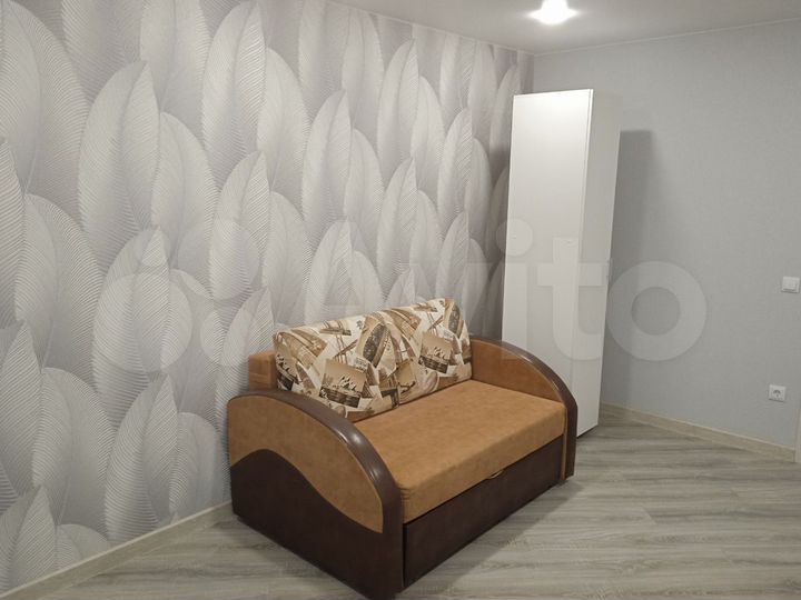 2-к. квартира, 53 м², 1/18 эт.