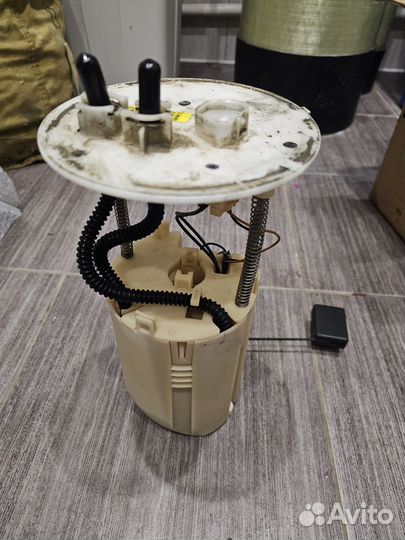 Топливный модуль Toyota sequoia/tundra 77020-0C082