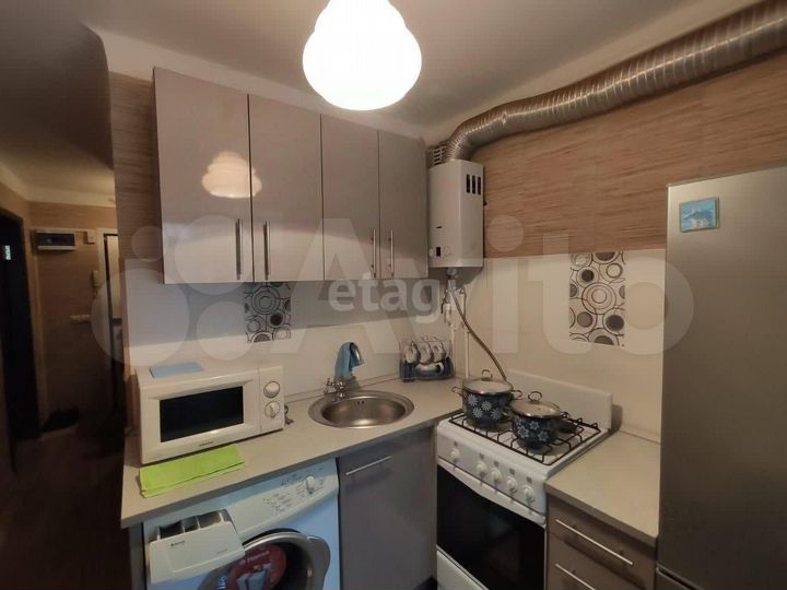 2-к. квартира, 43 м², 1/5 эт.