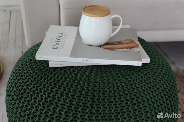 Вязаный пуф