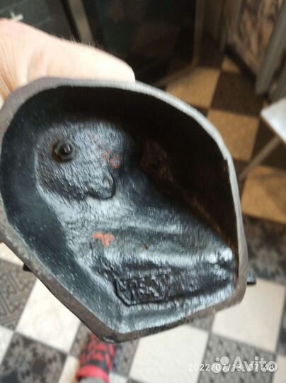 Статуэтка чугун. Моряк