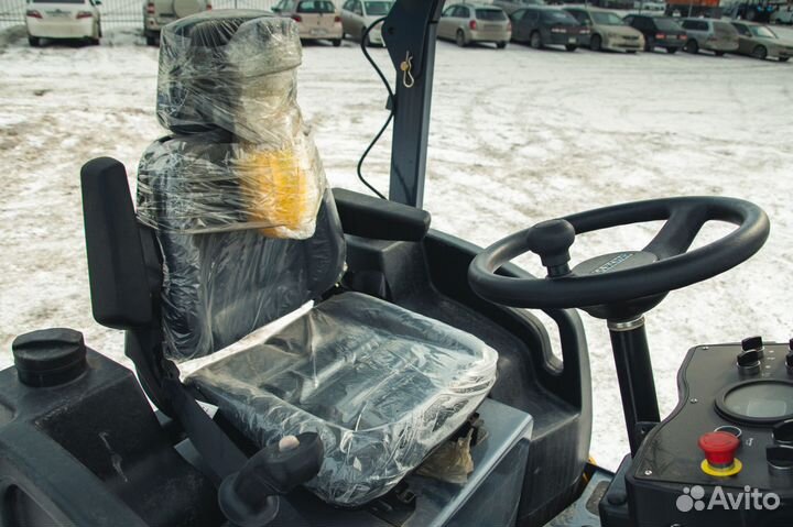 Дорожный каток XCMG XMR303, 2023