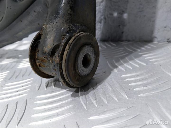 Рычаг передний левый Skoda Superb 1K0407151BG