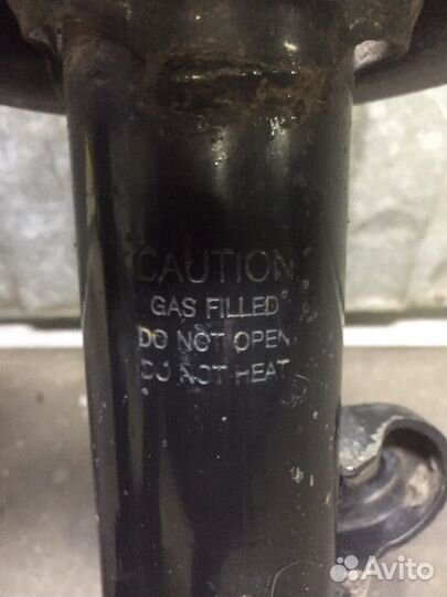 Для KIA sorento передние стойки амортизаторы