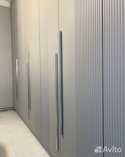 Шкаф распашной на заказ