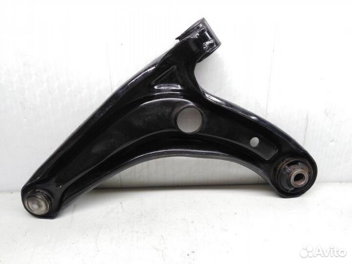 Рычаг подвески передний правый Mitsubishi Lancer