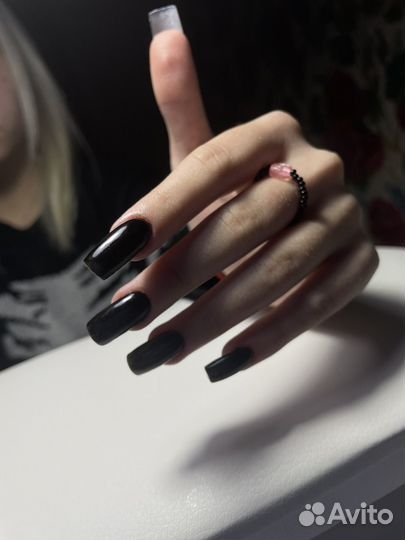 Мастер маникюра