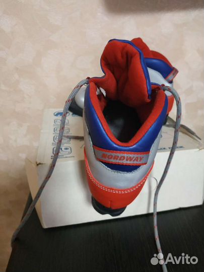 Лыжные ботинки 31 р