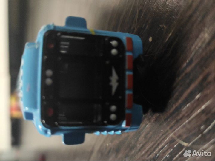 Игрушечная модель голубого поезда метро номерной