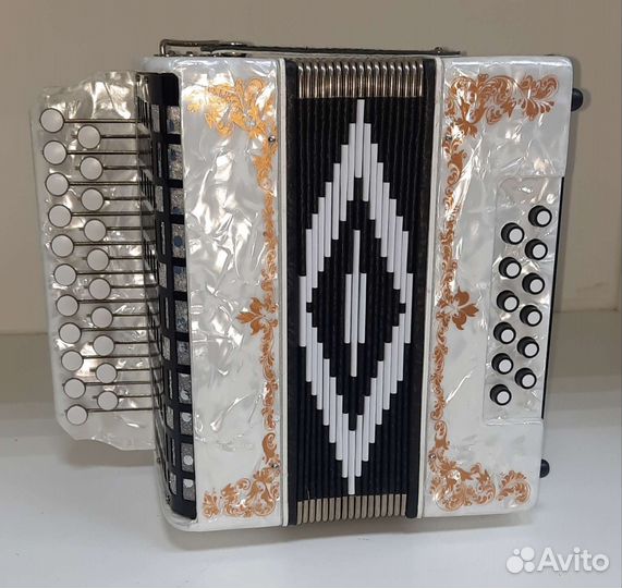 Гармонь шуйская
